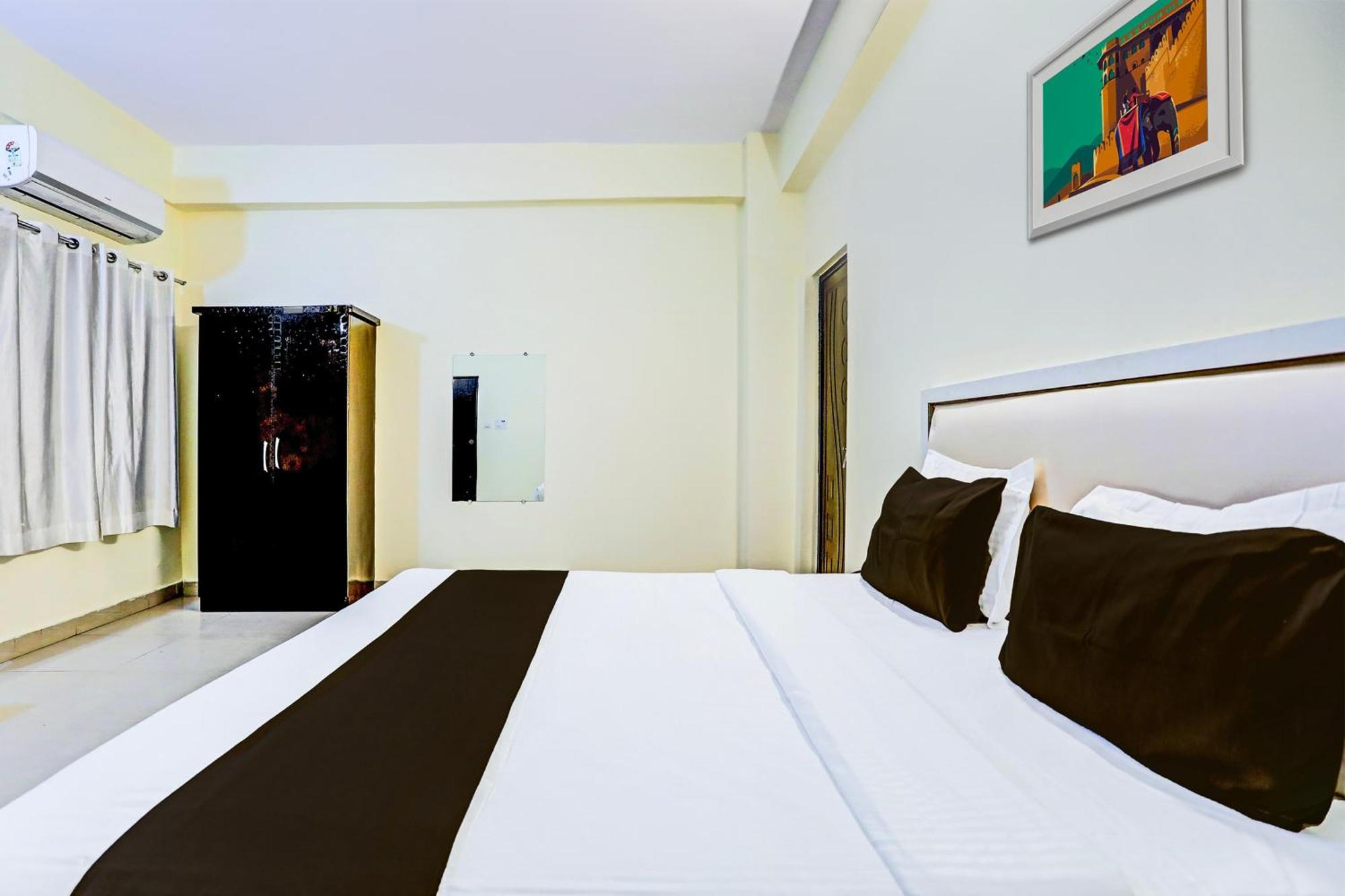 Super Hotel O Hyderabad Gate Iit Bhu Kakarmatha Ngoại thất bức ảnh