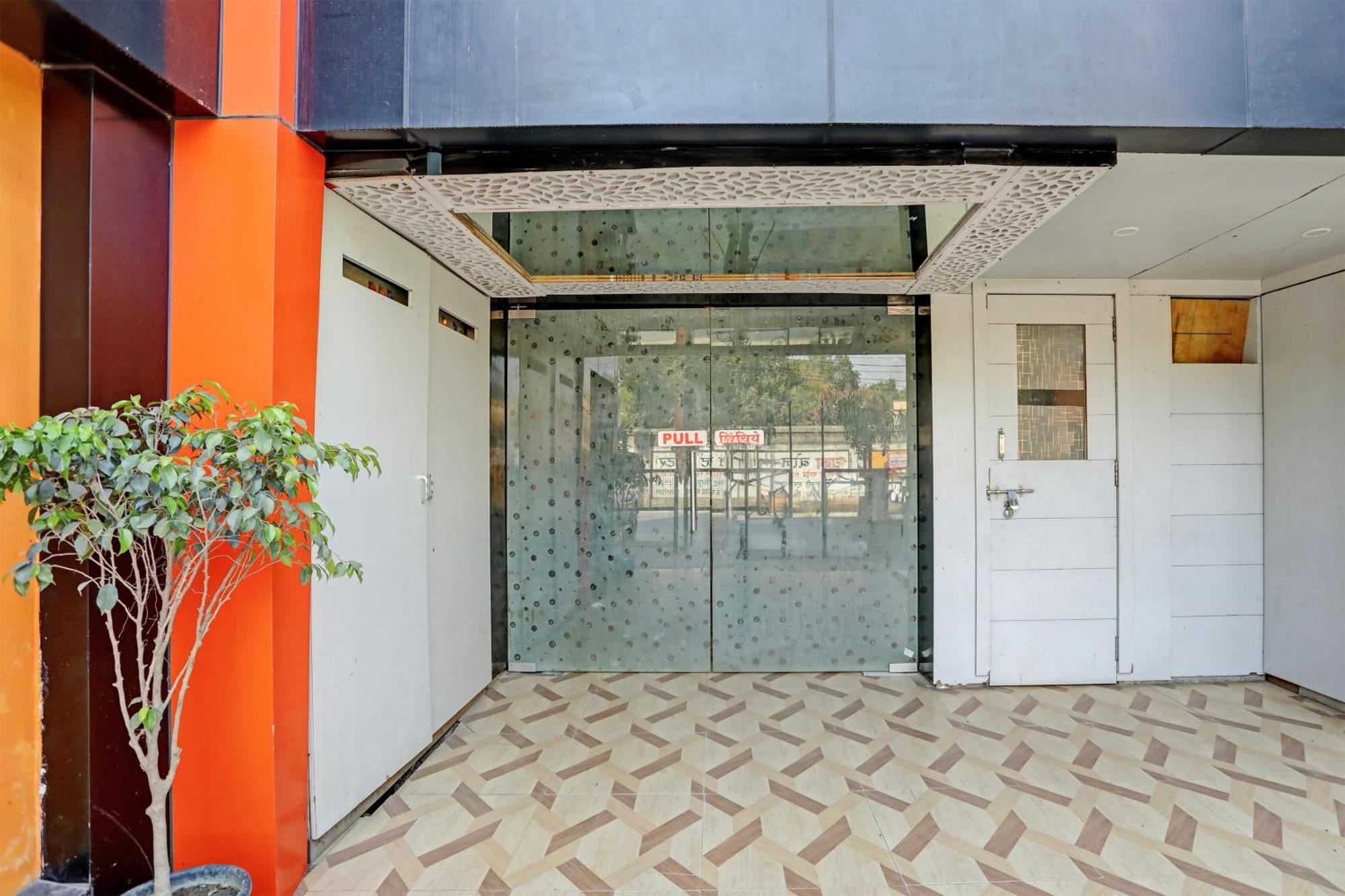 Super Hotel O Hyderabad Gate Iit Bhu Kakarmatha Ngoại thất bức ảnh