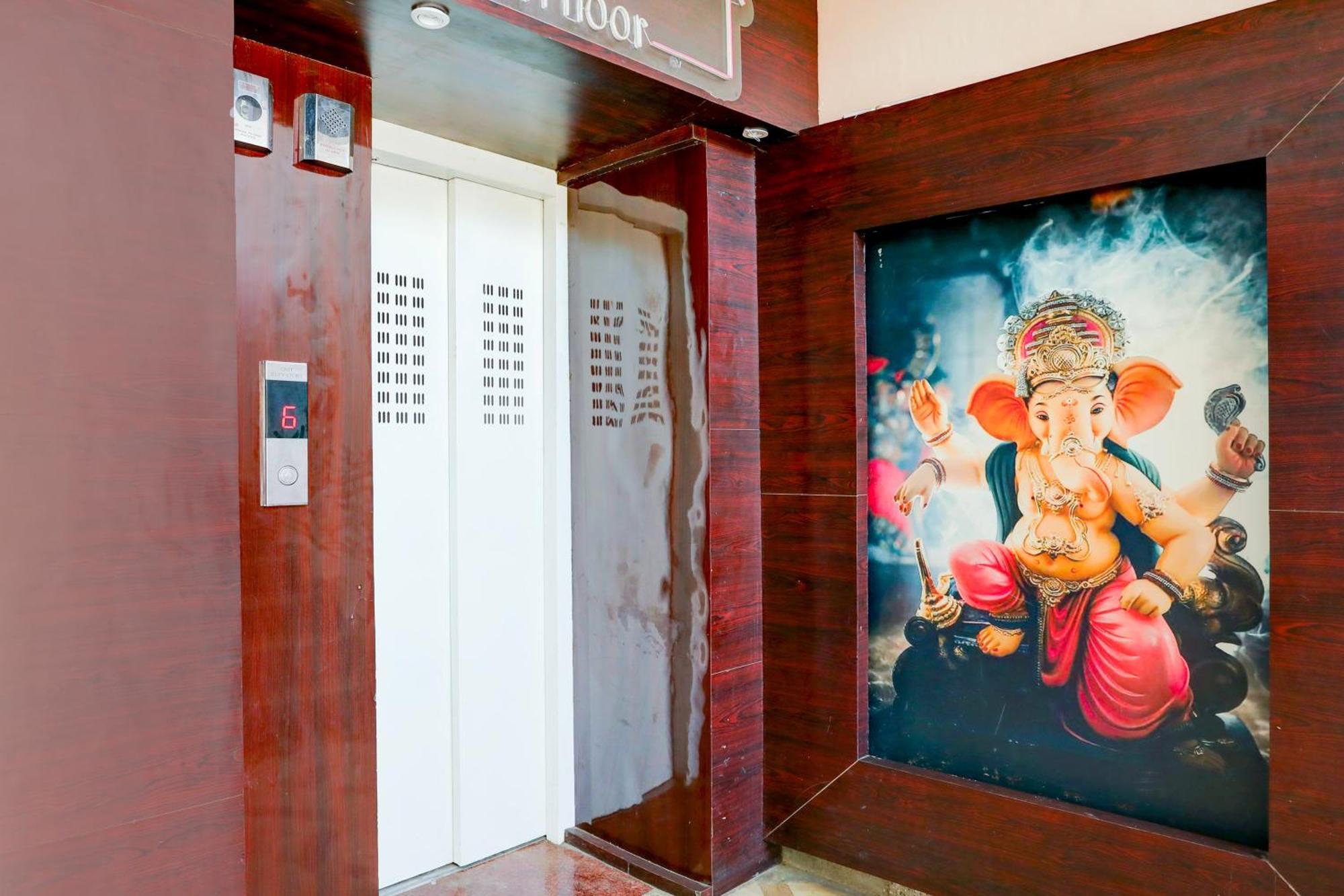 Super Hotel O Hyderabad Gate Iit Bhu Kakarmatha Ngoại thất bức ảnh