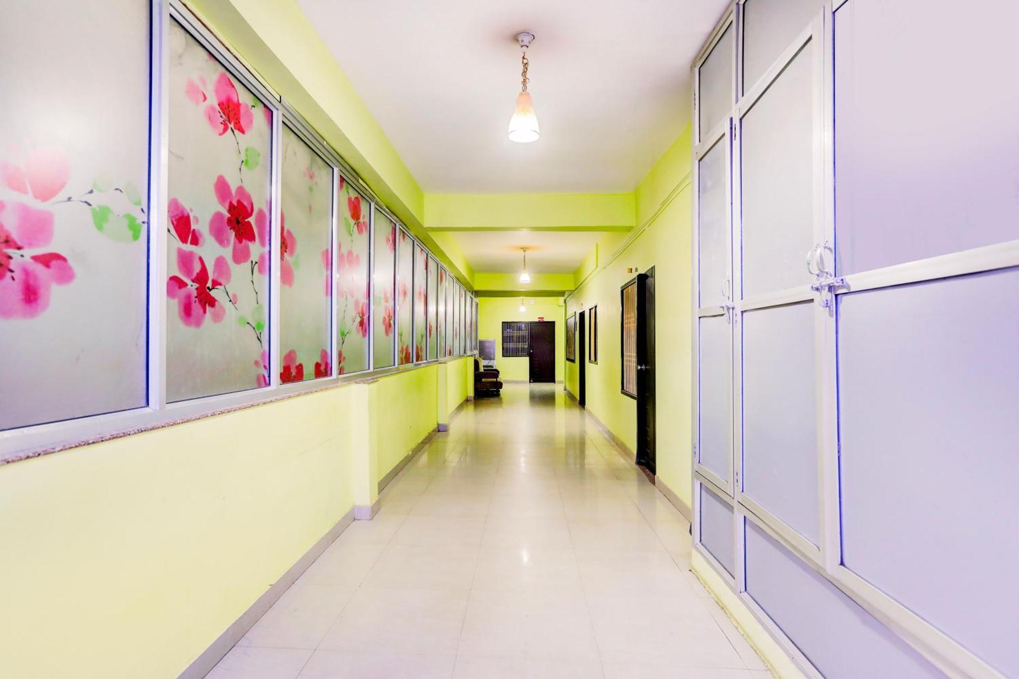 Super Hotel O Hyderabad Gate Iit Bhu Kakarmatha Ngoại thất bức ảnh